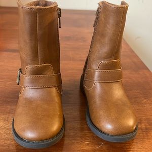 Gap children’s brown boots
